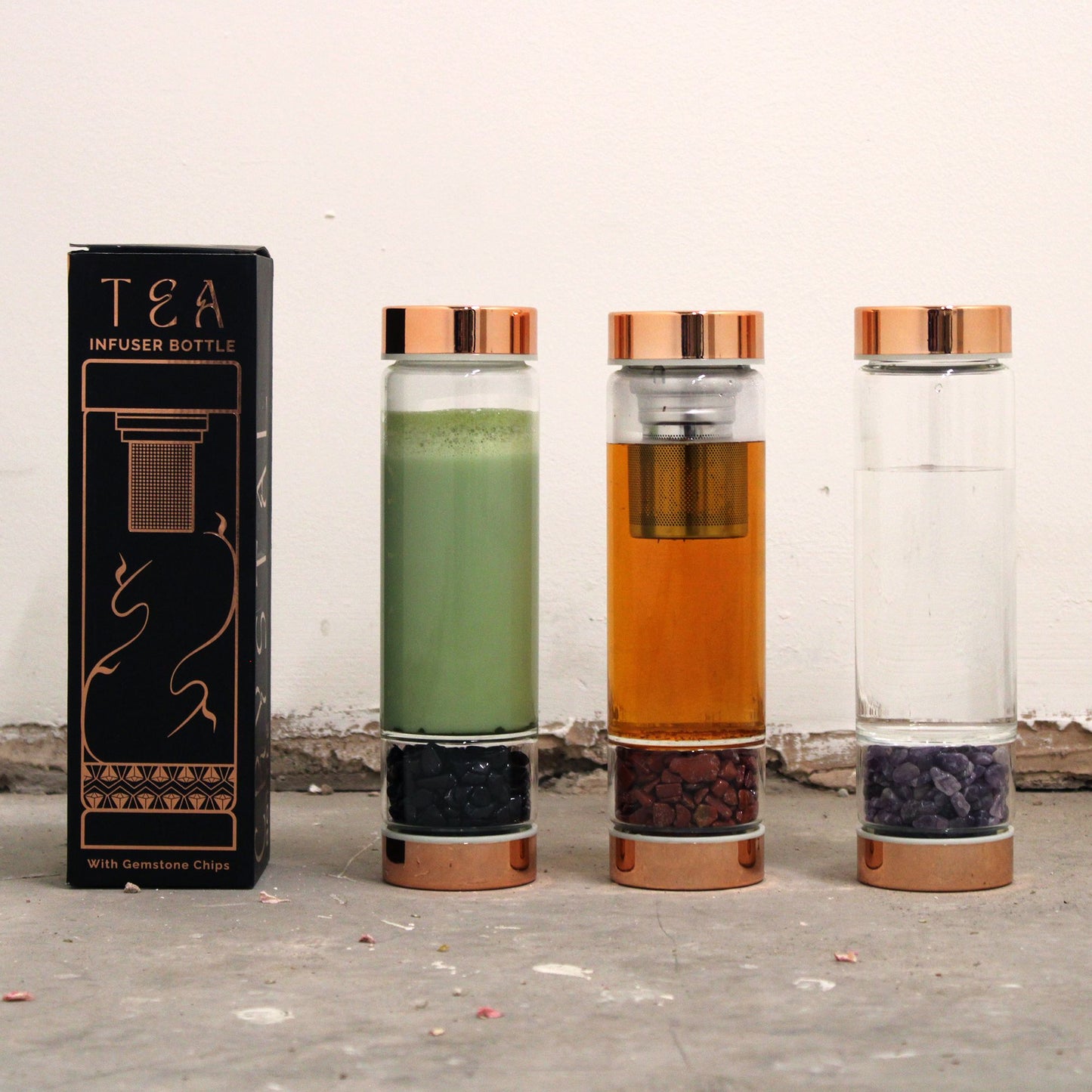 Glasflaska med tesil – Roséguld – Onyx