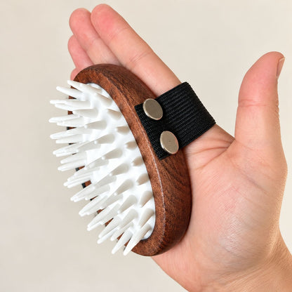 PAW Grooming Tools – Massageborste för bad och pälsvård - Valnöt